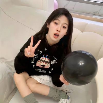 隔楼女孩：我们之间的层距